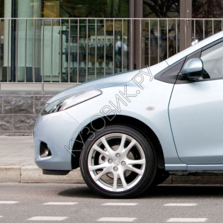 Крыло переднее левое в цвет кузова Mazda 2 DE (2007-2014)